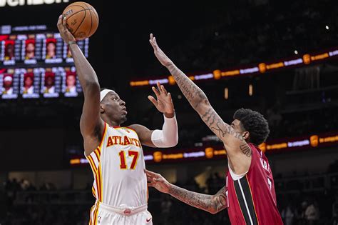 Atlanta Hawks at Philadelphia 76ers odds, picks and predictions.